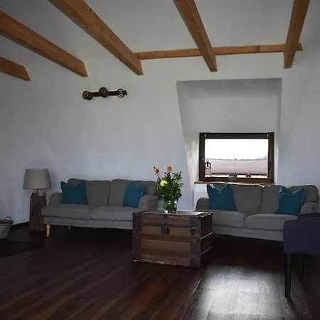 Reetdachhaus Muschelschuppser Дом отдыха Niesgrau